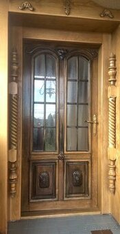 Masivní dubové vchodové dveře – zakázková výroba, rozměr 95×