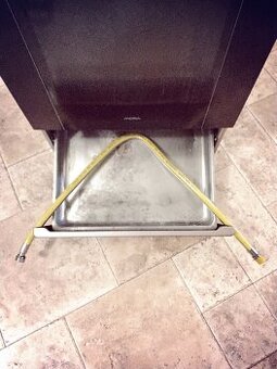 PRODÁM KUCHYŇSKÝ SPORÁK - 1