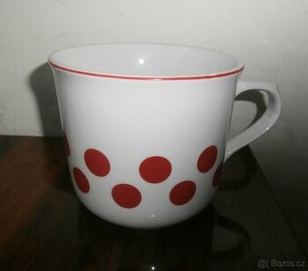 VELKÝ HRNEK PUNTÍK