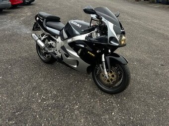 Suzuki gsxr 750 SRAD