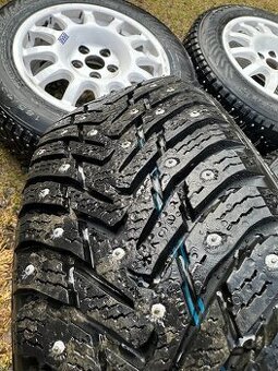 Zimní pneumatiky Nokian 185/65 R15 - Hroty