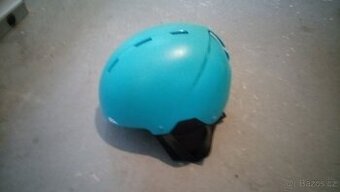 Helma na lyže Decathlon dětská