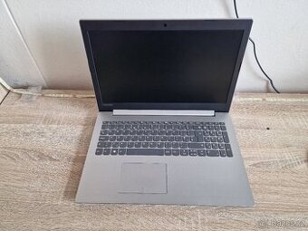 Lenovo Ideapad 320 na filmy internet kancelářské práce atd