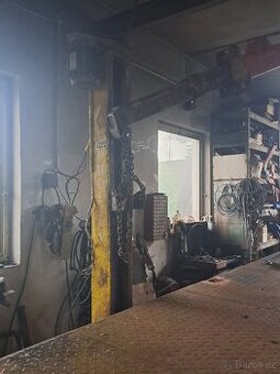 Dvousloupovy zvedák 4t.