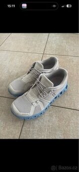 On cloud běžecké boty