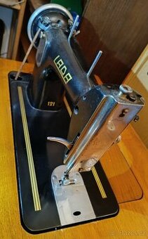 Šicí stroj (zn. Lada)