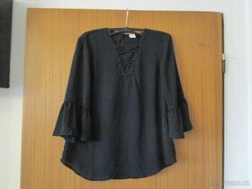 Krásná černá společenská lehoučká halenka zn. Lindex, v.158