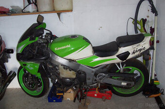 Kawasaki Zx 600 F