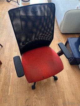 Kancelářská židle – červená/černá