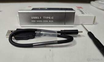 USB adaptér pro M.2 NVME SSD šedý nový