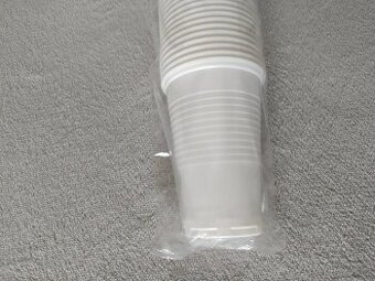 Plastové kelímky bílé 200ml