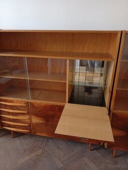 Retro obývací stěna