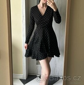 Puntíkové šaty Reserved S