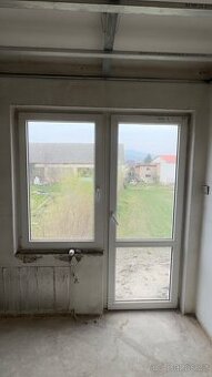 Balkónové dveře a okno