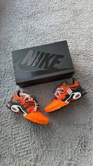 Nike Air Max Plus Homecoming Safety Orange