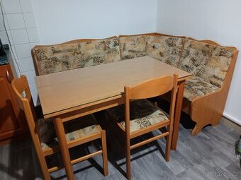 Rohová jídelní lavice, stůl a židle