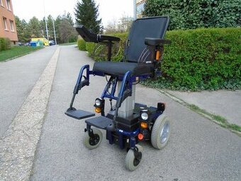 Elektrický invalidní vozík, zcela nové akumulátory