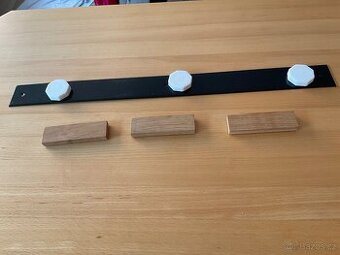 Lišta na magnety + 6 magnetů- Ikea