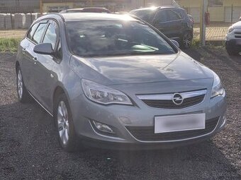 Opel Astra 1.4i , 74 kW benzín, 2011 - 1