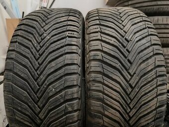 2x celoroční pneu Michelin 225/45R17
