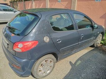 Peugeot 206+