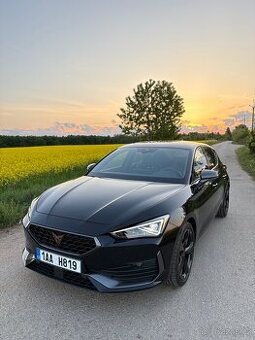 Cupra Leon // 10/2023 // tov. záruka // ČR // nebourané