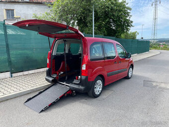 Citroën Berlingo upravený pro převoz vozíčkáře