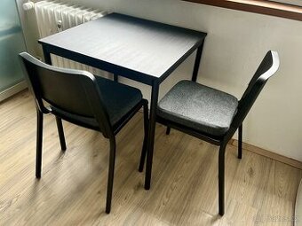 Stůl se židlemi IKEA