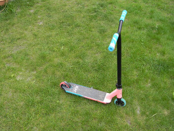 Freestyle kvalitní koloběžka BLUNT ONE S3 Scooters do 100kg