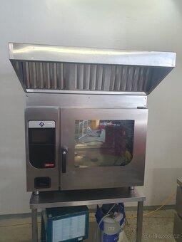 Konvektomat MKN 6GN s digestoří