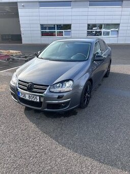 Volkswagen Jetta 2.0 FSI Sportline