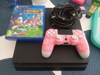 PlayStation 4 Slim