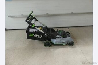 AKU sekačka s pojezdem EGO LM2130E-SP s baterií 12Ah - nov
