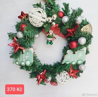 Prodám nový vánoční věnec na dveře - trvanlivý