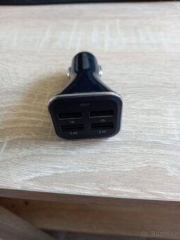 USB nabíječka do auta - 1