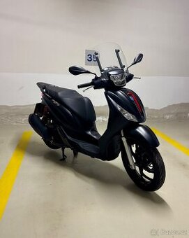 Piaggio Medley 125 S iGet, ABS rv. 2022, ČR, první majitel