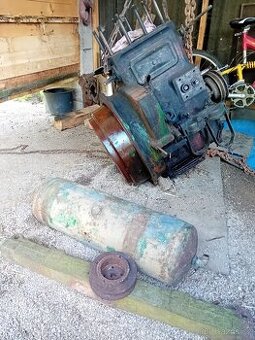 Motor zetor 25