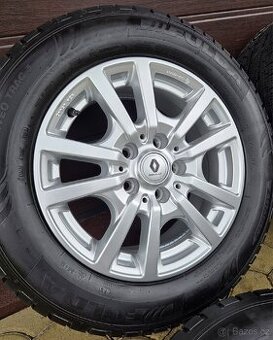 Zánovní zimní sada 16" 5x114,3 Renault TRAFIC 205/65/16C
