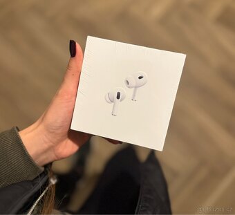 Apple AirPods Pro 2
