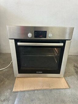 vestavná trouba BOSCH - JAKO NOVÁ -