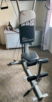 Posilovací Stroj