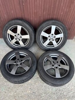 Sada zimních kol ALU Dezent 205 55 R16 VW Skoda..