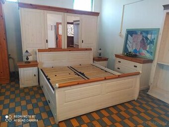 KOMPLETNÍ DŘEVĚNÁ LOŽNICE LAVA