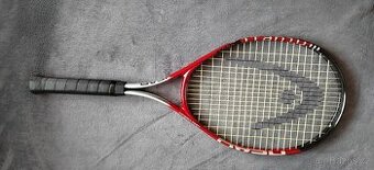 tenisová raketa