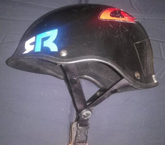 Záchranná vesta, neoprén, baseball rukavice, golf