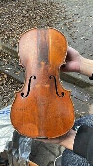 Koupím staré smyčcové nástroje