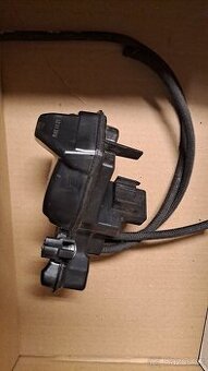 Podtlakový zásobník pro BMW, MINI, číslo dílu 11 65 8581292