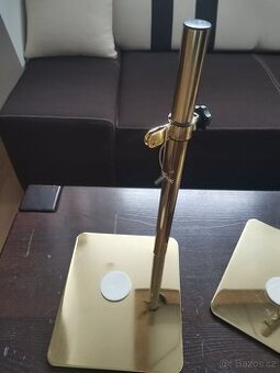 stojan na saxofon -výškově nastavitelný