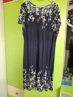 Dámské šaty 44,46