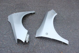 blatník Škoda Roomster, r.v.2010 1,4 TDI kombi šedá metal